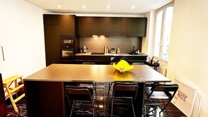 Coffee/tea maker, fridge, microwave, dishwasher - Magnificent cosy nest in the heart of Marseille (Marseille)