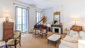 Boeken en een kantoor