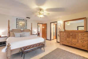 3 bedrooms, desk, iron/ironing board, WiFi
