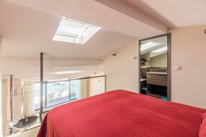 1 室のベッドルーム、アイロン / アイロン台、旅行用ベビーベッド、WiFi (無料)