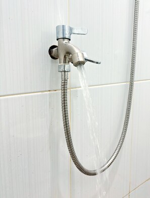 Shower, soap - Semarang Inn (Semarang)