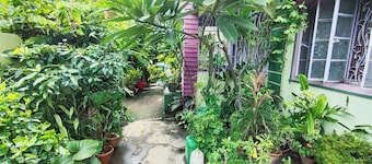 Charming 3 Bedroom, 2 living room, with AC, WiFi in Purulia town, West Bengal.