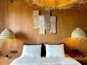 4 chambres, fer et planche à repasser, Wi-Fi gratuit, draps fournis