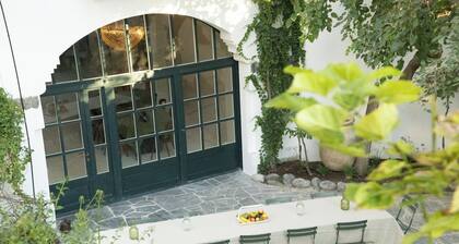 "Casa Verda - Fantastic house in the heart of Cadaques