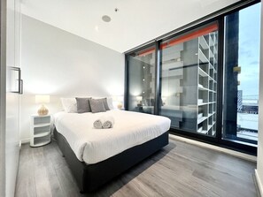 4 bedrooms, desk, iron/ironing board, travel cot