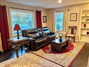 Living area - not active (Indianapolis)