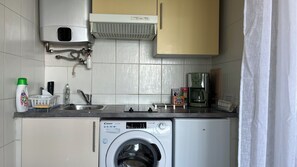 Fridge, microwave, oven, stovetop - Le Plein Soleil (Ajaccio)