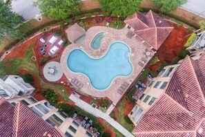 Piscine extérieure, piscine chauffée