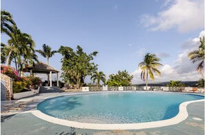 Pool - Cozy 1-bedroom apartment in Ocho Rios stunning views of the Caribbean sea. (Ocho Rios)