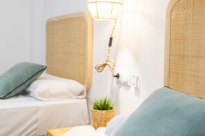 1 chambre, fer et planche à repasser, Wi-Fi gratuit, draps fournis