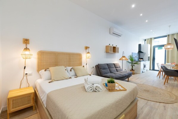 1 bedroom, iron/ironing board, free WiFi, bed sheets