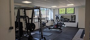 Fitness facility - 5 minutes from downtown! Apartment with gym (Charmeil)