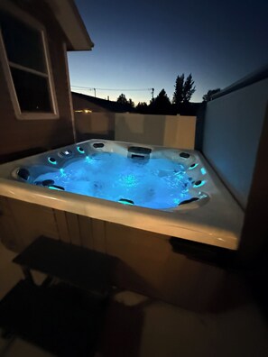 室外 SPA 浴池