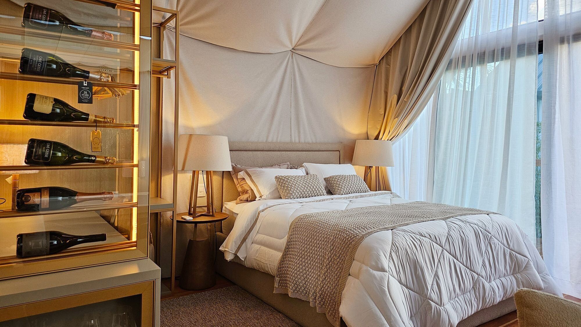 1 bedroom, internet, bed sheets