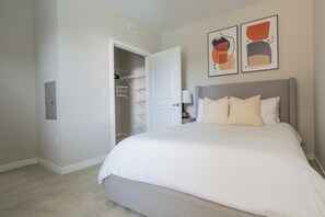 1 Schlafzimmer, Schreibtisch, Bügeleisen/Bügelbrett, WLAN