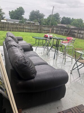 Terrace/patio - Charming 3-bedroom house with WiFi, AC in awesome Miami (Miami)