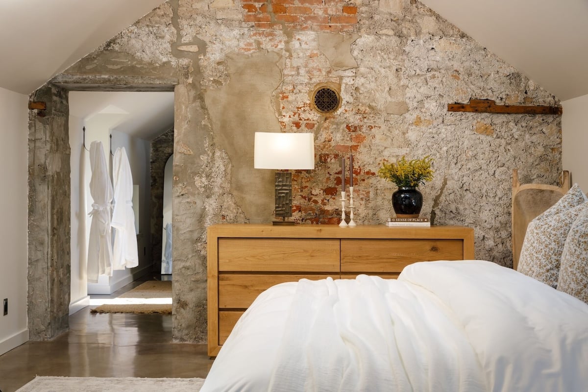 Luxe huis, uitzicht op tuin | 3 slaapkamers, luxe beddengoed, een kluis op de kamer