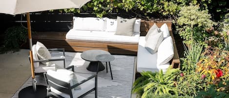 Casa Luxury, vista giardino | Terrazza/patio