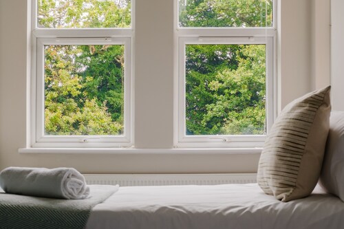 Modern and Comfortable 3 bed