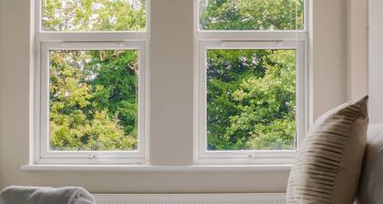 Modern and Comfortable 3 bed