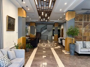 Lobby - Yerevan Resident (Yerevan)