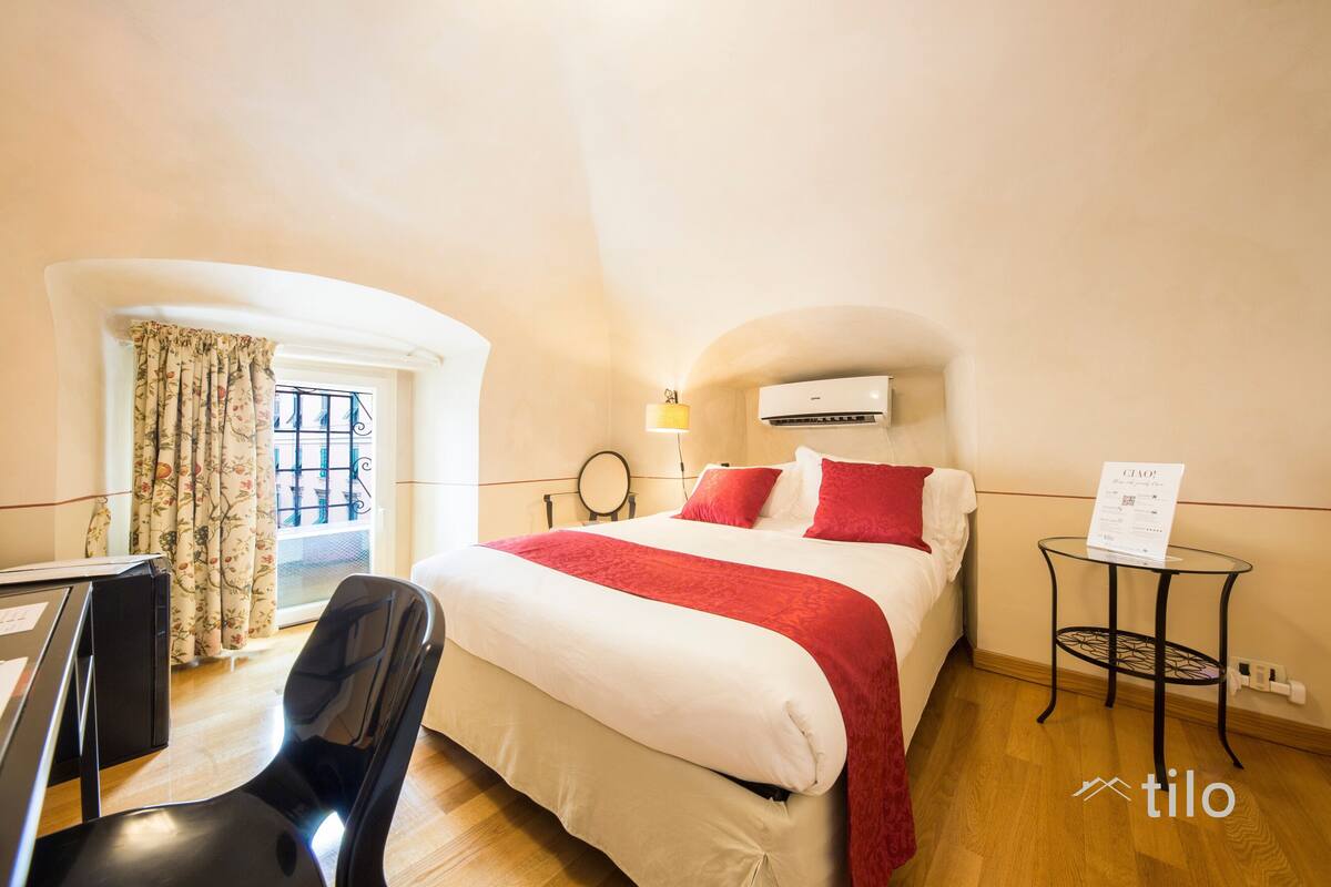 Business Room, City View | Egyptian cotton sheets, premium bedding, memory foam beds, minibar
