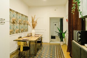 Dining - Naples Luxury Apartment, located in the historic center of Naples (Napoli)