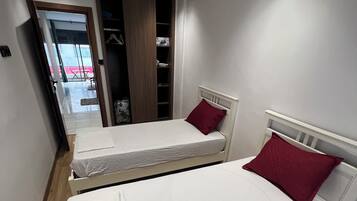 1 chambre, fer et planche Ă repasser, Wi-Fi, draps fournis