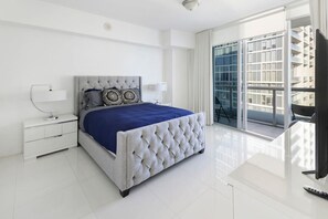 1 chambre, fer et planche à repasser, lit parapluie, Wi-Fi gratuit