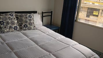 1 bedroom, WiFi, bed sheets