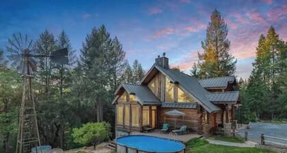 Lazy Bear Haven - Luxury Log Cabin Retreat
