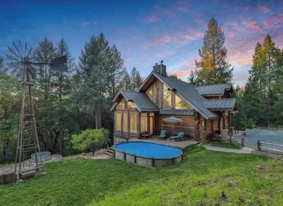 Lazy Bear Haven - Luxury Log Cabin Retreat

