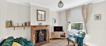 West Street Cottage • Free Parking • Fast Wifi • Smart TV