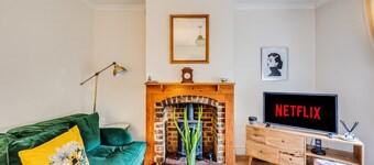 West Street Cottage • Free Parking • Fast Wifi • Smart TV