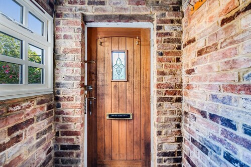 West Street Cottage • Free Parking • Fast Wifi • Smart TV