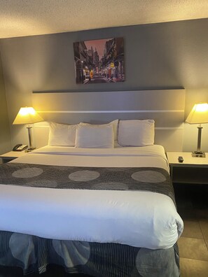 Desk, iron/ironing board, free WiFi - Hotel 10 Extended Stay (New Orleans)