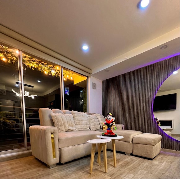Apartamento De Lujo Cerca Al Aeropuerto Y Embajada Usa - Bogota