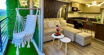 APARTAMENTO DE LUJO CERCA AL AEROPUERTO Y EMBAJADA USA