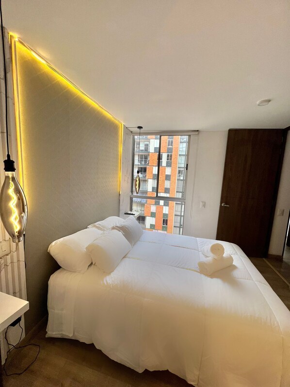 4 bedrooms, WiFi, bed sheets