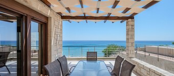 Petrina 4 villa,next to beach & taverns,South Crete