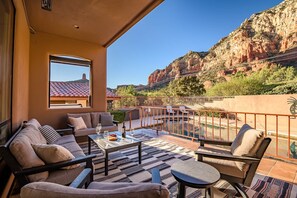 Terrace/patio - Sedona Journey to the Stars, Sedona Journey to the Stars 5 bedroom, 4 bath house (Sedona)