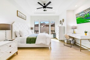 5 عدّة غرف نوم ومكتب ومكواة/لوح كي وسرير سفر