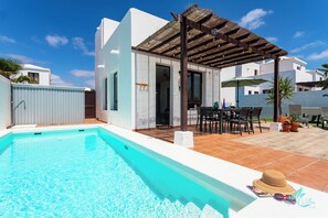 Pool - Hortensia Bliss Villa - Playa Blanca Retreat (Yaiza)