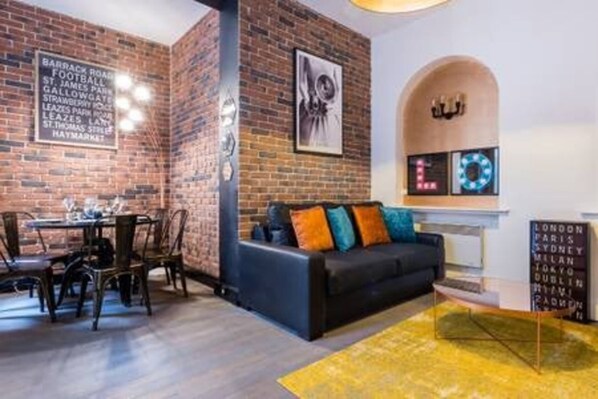 Living area - Appartement in the Heart of Paris Republique (Paris)