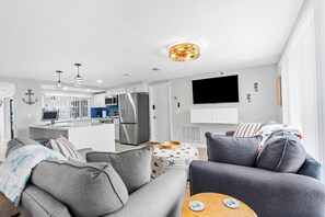 Smart TV, video games