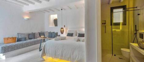 Apartment | 1 bedroom, bed sheets