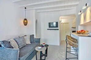 Living area - Cosy Flat on the Shore - 1bd/2p - Mykonos (Mykonos)