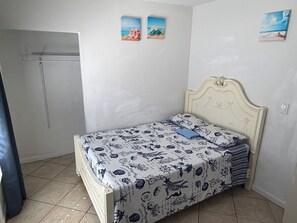 1 bedroom, WiFi, bed sheets