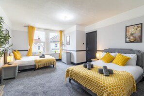2 chambres, fer et planche à repasser, Wi-Fi gratuit, draps fournis