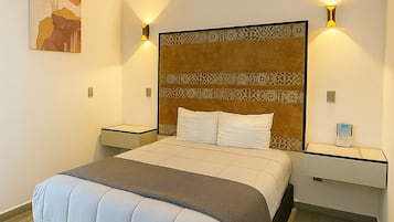 Desk, laptop workspace, free WiFi, bed sheets